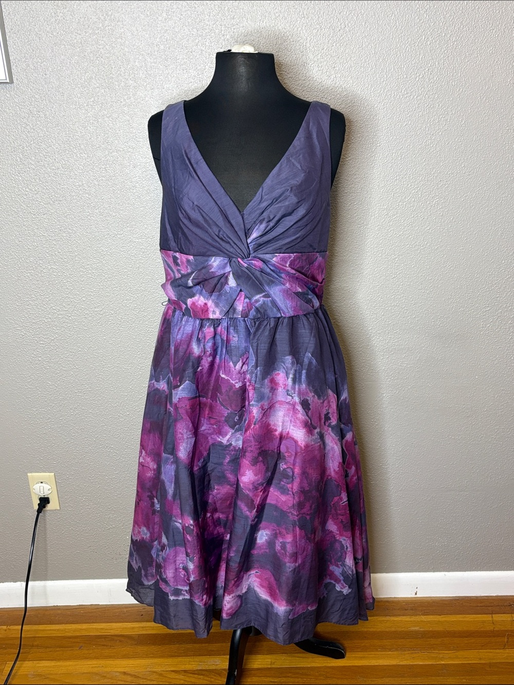 Neiman Marcus Purple and Orchid Floral V-Neck Dress